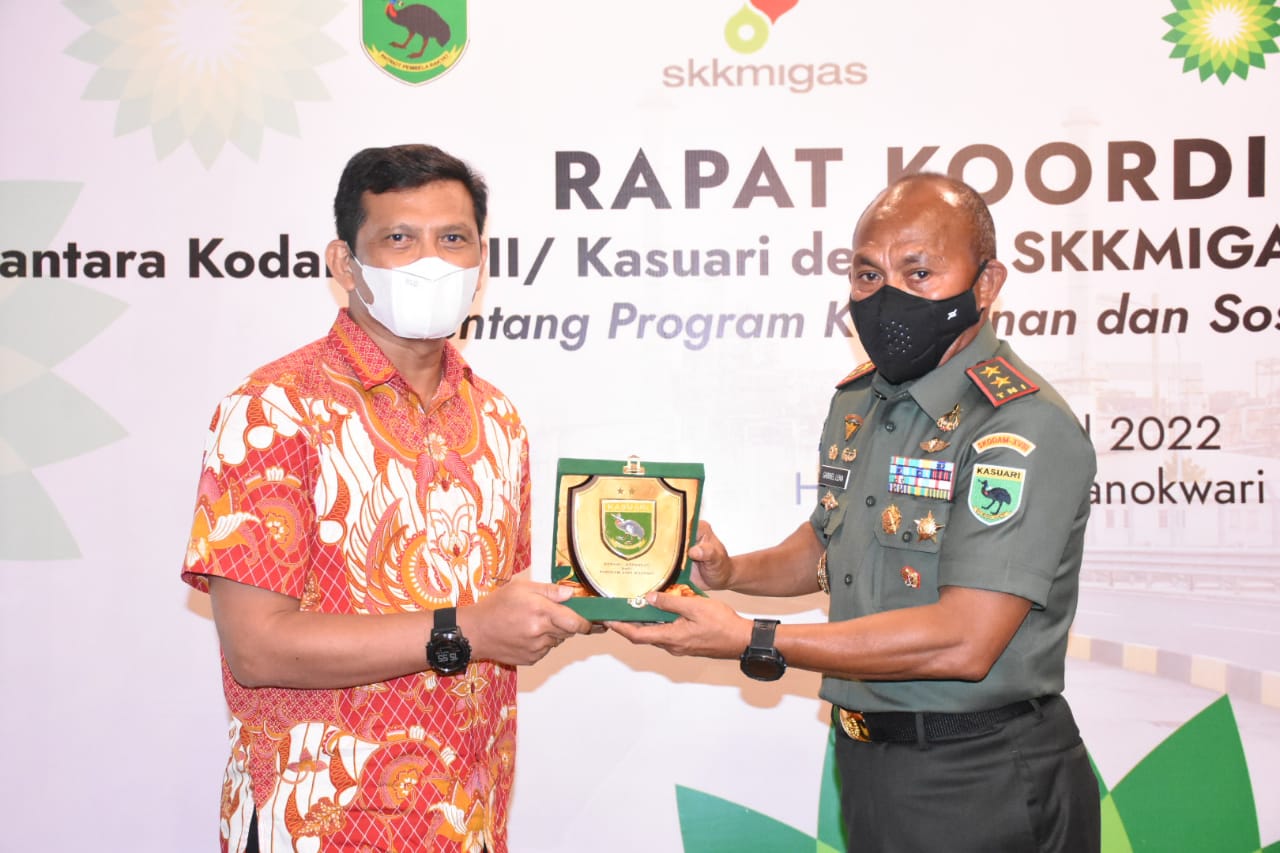Pangdam XVIII/Kasuari Mayjen TNI Gabbriel Lema, S.Sos pada Rakor tersebut menegaskan siap membantu SKK Migas Pamalu dan BP Tangguh LNG