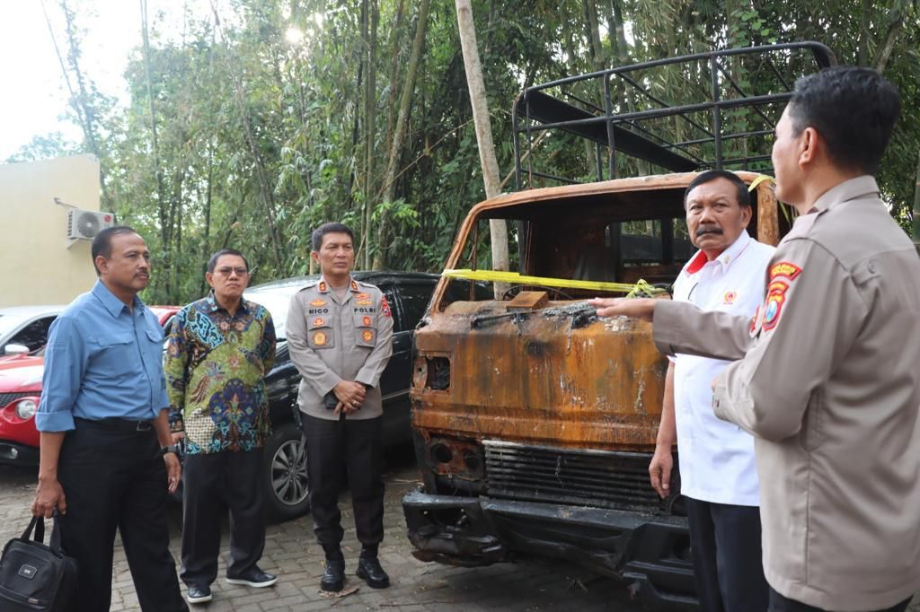 Tim Gabungan Independen Pencari Fakta ( TGIPF) terus bergerak mencari fakta - fakta tragedi Stadion Kanjuruhan Malang