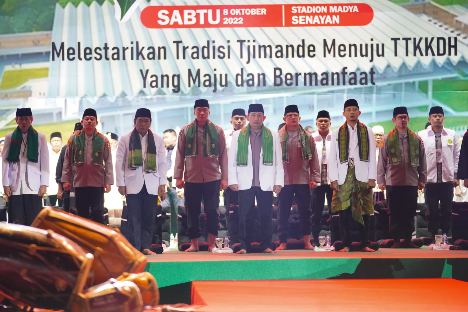 Kapolri Jenderal Listyo Sigit Prabowo menghadiri kegiatan Tradisi Keceran dalam rangka memperingati Milad ke-70 Kesenian Tari Tjimande