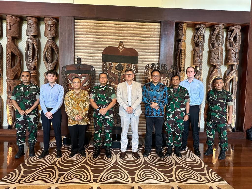 Pangkogabwilhan III Letjen TNI I Nyoman Cantiasa, S.E., M.Tr (Han) menerima kunjungan 3 (tiga) orang Diplomatik Negara Selandia Baru dan 2 Staf Kementerian Luar Negeri RI