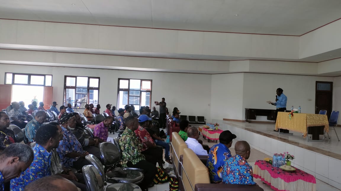 Serah terima Pejabat Eselon dan Kepala Sekolah Pemerintahan Kabupaten Yalimo serta peresmian Gedung Serbaguna Dinas Pendidikan