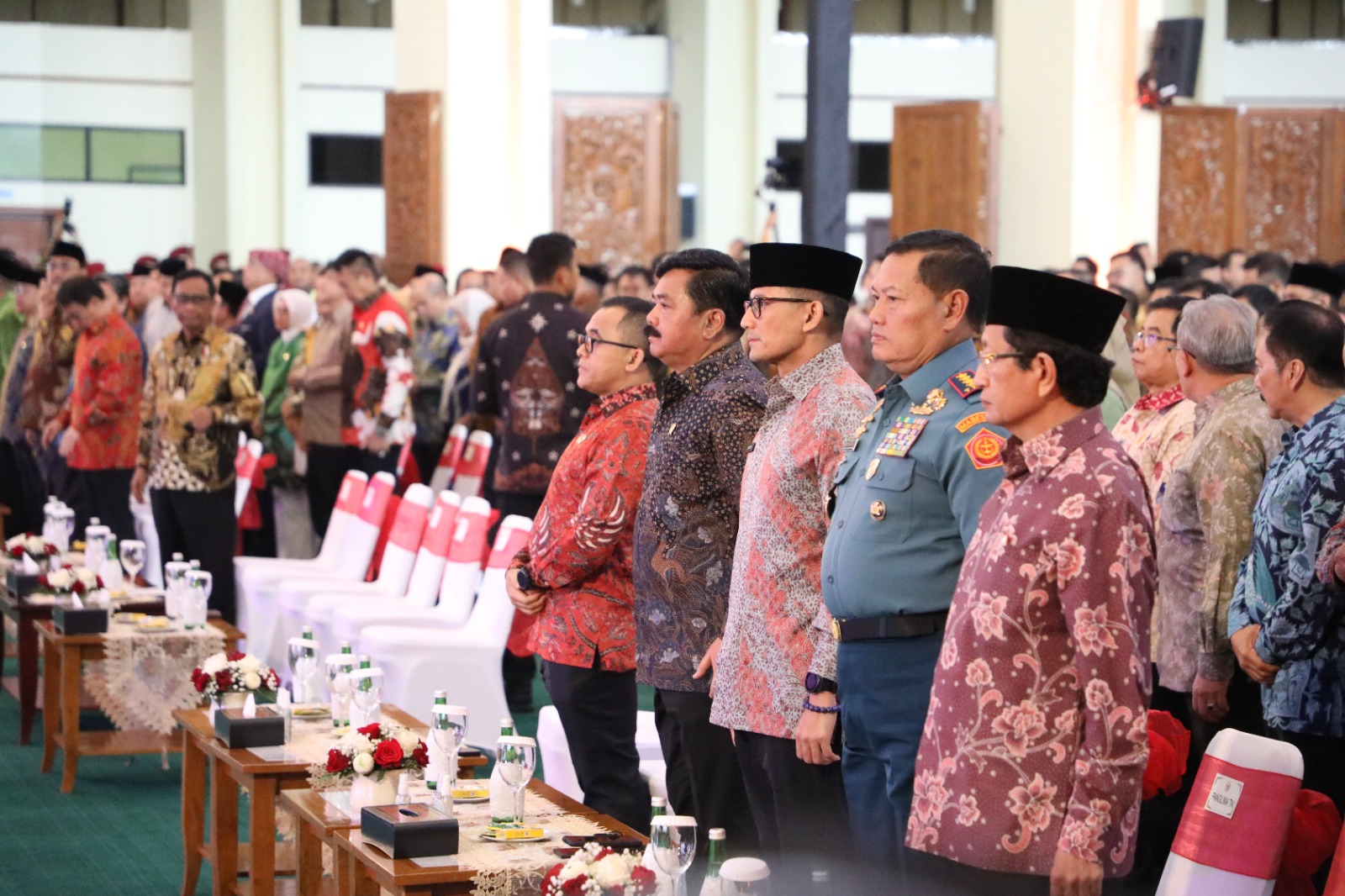 Panglima TNI Laksamana TNI Yudo Margono, S.E., M.M. bersama Presiden RI Ir. H. Joko Widodo menghadiri Peringatan Hari Konstitusi dan Hari Ulang Tahun Ke-78 MPR RI