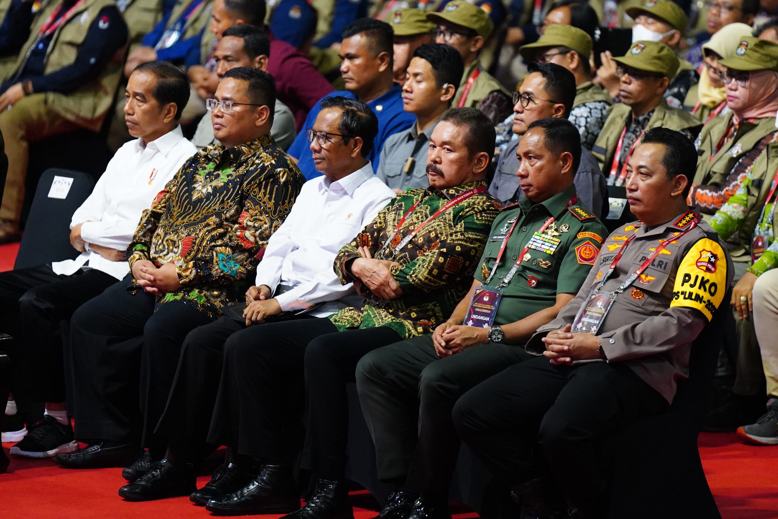 Panglima TNI Jenderal TNI Agus Subiyanto menghadiri Rapat Konsolidasi Nasional 2023 Kesiapan Pemilu 2024 yang dipimpin oleh Presiden RI Ir. H. Joko Widodo