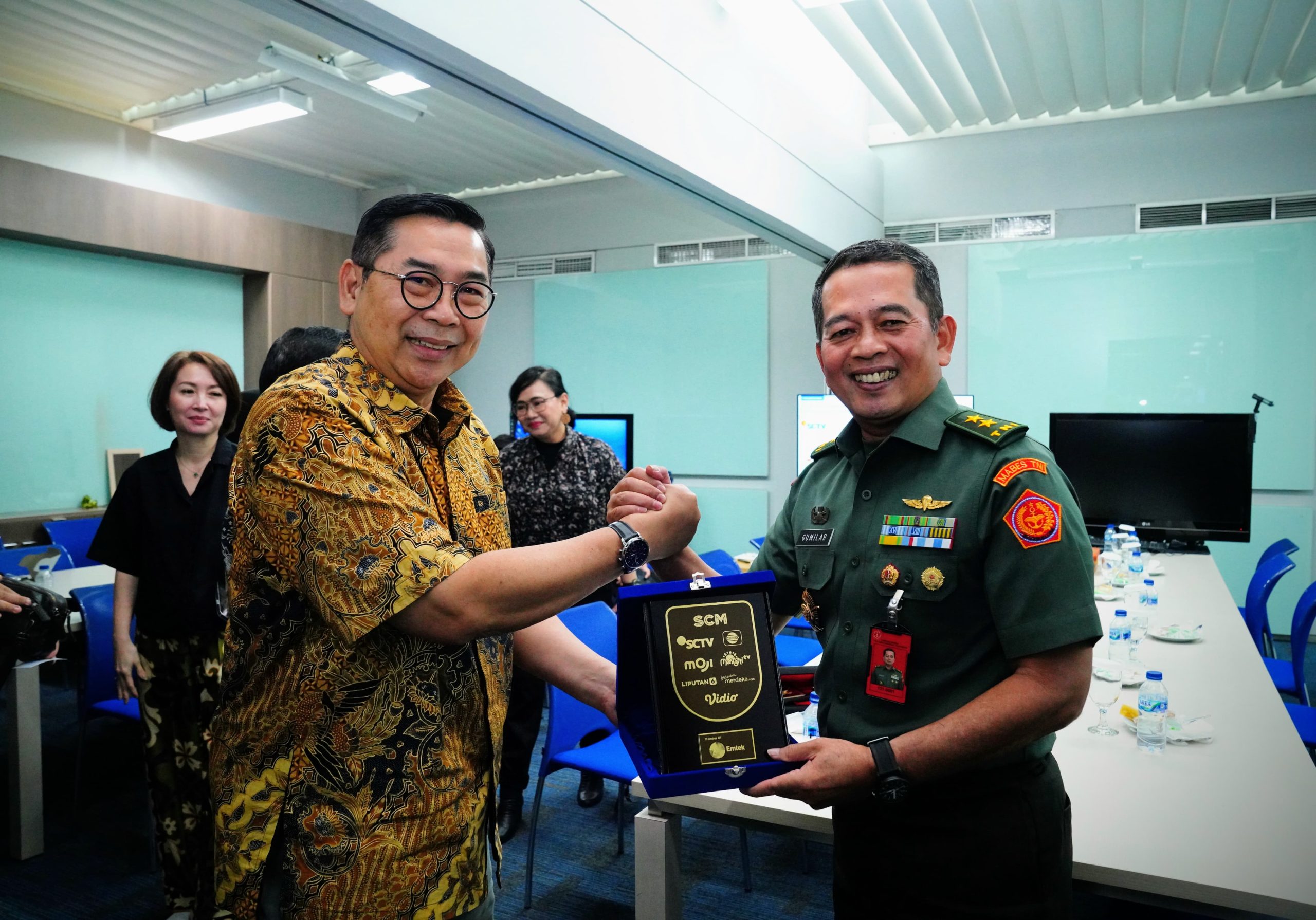 Kapuspen TNI menuturkan bahwa Puspen TNI selalu mengembangkan interaksi positif baik nasional maupun internasional