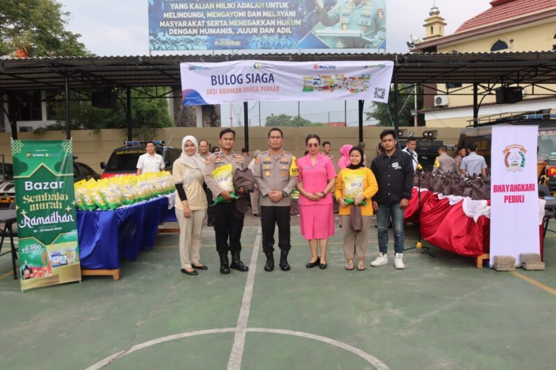 Bazar Sembako Murah Ramadhan Polda Metro Jaya tahun 2024 yang ditujukan untuk personil Polres Pelabuhan Tanjung Priok dan masyarakat umum