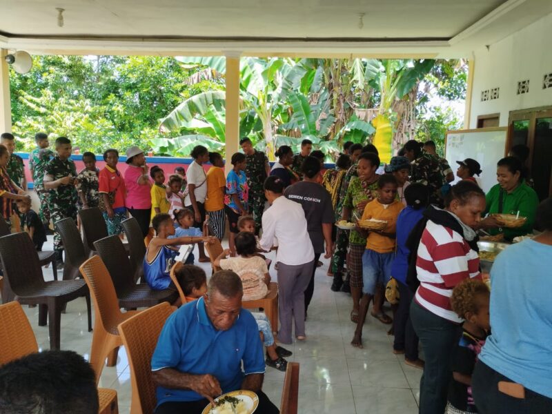 Jumat Berkah yang dilaksanakan oleh satuan Kodam XVIII/Kasuari, dalam hal ini Bintaljarahdam dan Ajendam XVIII/Kasuari