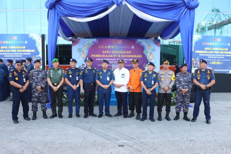 Kapolres Pelabuhan Tanjung Priok AKBP Ferikson Tampubolon S.I.K., M.H. menghadiri apel gelar pasukan kesiapan penyelenggaraan angkutan laut