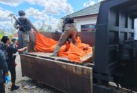 Banyak orang menginginkan perdamaian dan kedamaian karena harganya sangat mahal tapi dirusak oleh segelintir orang-orang yang tak bertanggung jawab