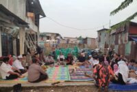 Kapolsek Mampang Prapatan Kompol David Y. Kanitero beserta jajaran Polsek Mampang Prapatan menggelar buka puasa bersama