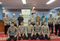 Polda Metro Jaya menggelar program 'Satu Jam Mengaji Bersama Polisi' di Masjid Wisma Nugra Santana Jl. Jendral Sudirman