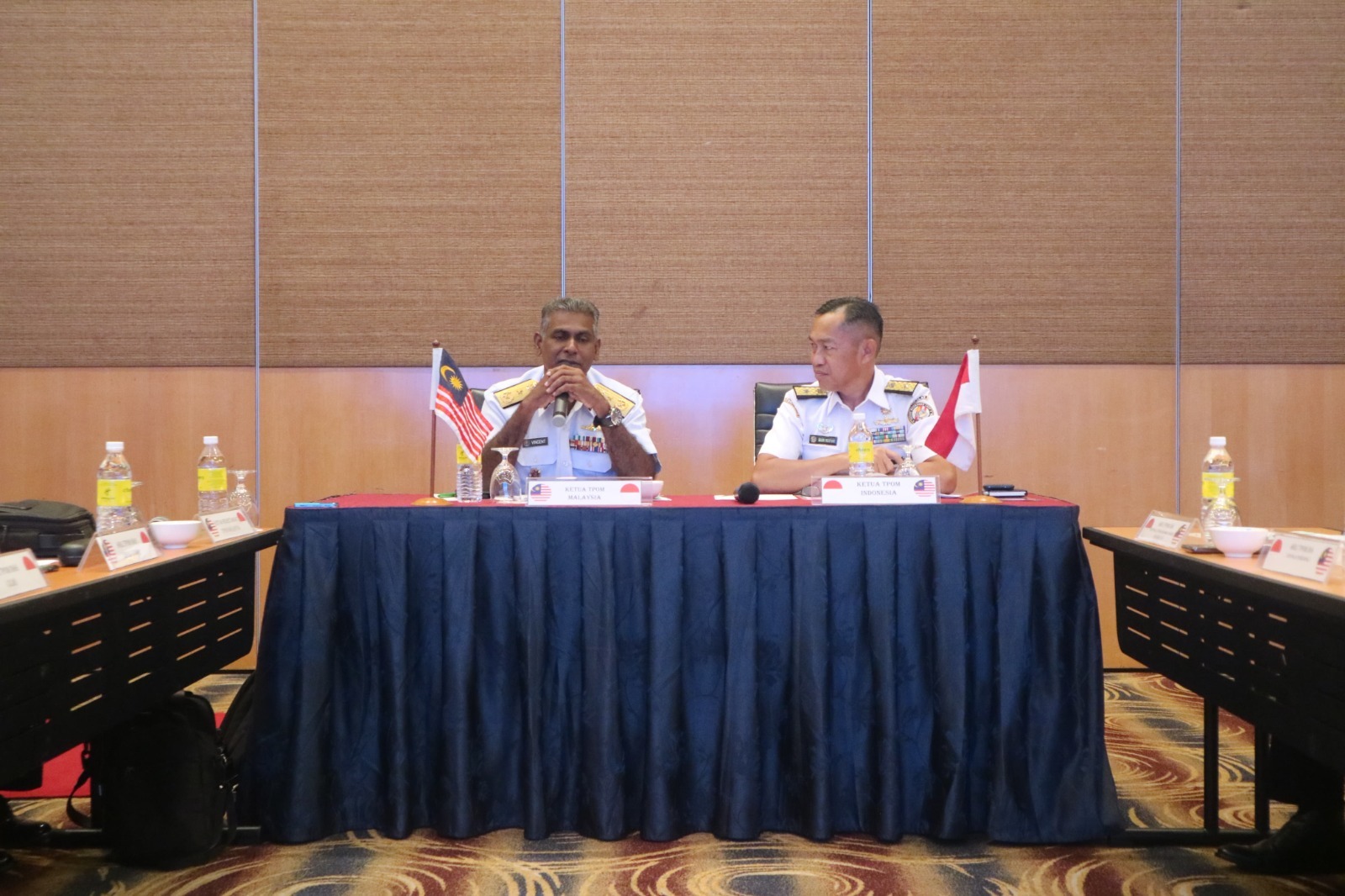 Direktur Operasi Laut Bakamla RI Laksma Bakamla Basri Mustari selaku Ketua Tim Perancang Operasi Maritim (TPOM) Indonesia