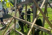 Satgas TMMD ke-119 Kodim 1715/Yahukimo terus bergerak aktif dalam membantu pembangunan infrastruktur di wilayah pedalaman Papua