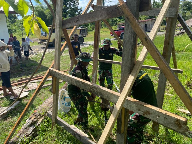 Satgas TMMD ke-119 Kodim 1715/Yahukimo terus bergerak aktif dalam membantu pembangunan infrastruktur di wilayah pedalaman Papua