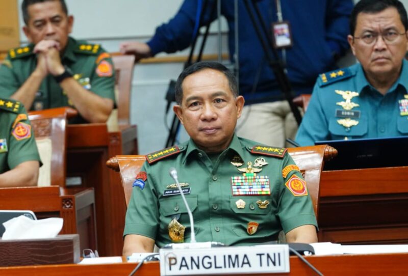 Panglima TNI Jenderal TNI Agus Subiyanto, S.E., M.Si. menghadiri Rapat Kerja Komisi I DPR RI tentang kesiapan TNI