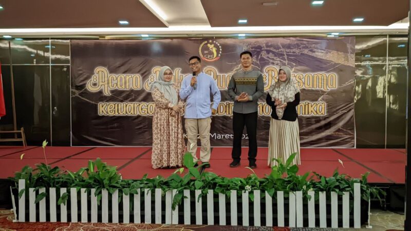 Komando Distrik Militer (Kodim) 1710/Mimika menggelar acara buka puasa Prajurit dan keluarga dipimpin Dandim 1710/Mimika