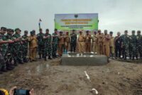 Pangdam XVIII/Kasuari, Mayjen TNI Ilyas Alamsyah, S.E., M.Tr.(Han)., CGCAE., dalam saat menghadiri acara peresmian program pipanisasi