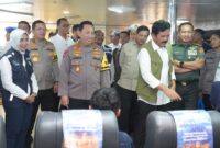 Panglima TNI Jenderal TNI Agus Subiyanto, S.E., M.Si. bersama Menkopolhukam dan Kapolri meninjau kesiapan Mudik Lebaran/Idul Fitri 1445 H/2024