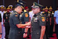 Kepala Staf Umum (Kasum) TNI Letjen TNI Bambang Ismawan memimpin serah terima jabatan Kepala Pusat Pengadaan (Kapusada) TNI