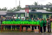 Personel Koramil 1710-07/Mapurujaya yang dipimpin langsung Kapten Inf Helly Sukmajaya beserta Anggota Persit Kartika Chandra Kirana