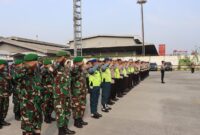 Kapolres Pelabuhan Tanjung Priok AKBP Ferikson Tampubolon, S.I.K., M.H. memimpin apel pengamanan Hari Buruh Sedunia (Mayday)