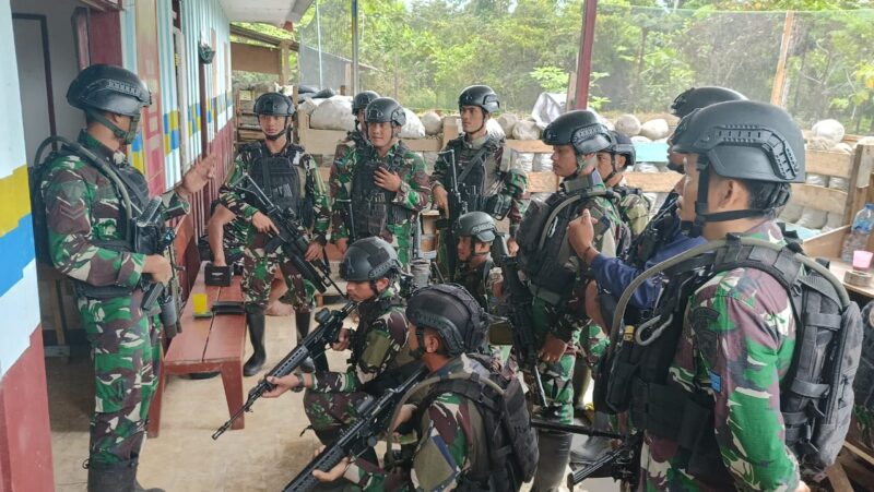 Satuan Tugas (Satgas) TNI menempati akomodasi militer sebagai tempat tinggal para prajurit guna menjamin pelaksanaan tugas operasi yang aman