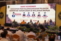 Pangkogabwilhan III Letjen TNI Richard T.H Tampubolon, S.H., M.M., mewakili Panglima TNI sebagai Narasumber Rapat Koordinasi