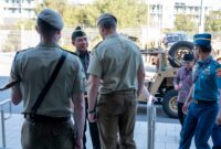 Panglima TNI Jenderal TNI Agus Subiyanto mengunjungi markas Special Air Service Regiment (SASR) sebuah satuan pasukan khusus angkatan darat Australia