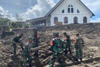 Koramil 1715-01 Oksibil dan Koramil 1715-03 Kurima yang berada di bawah naungan Kodim 1715/Yahukimo aktif melaksanakan karya bhakti