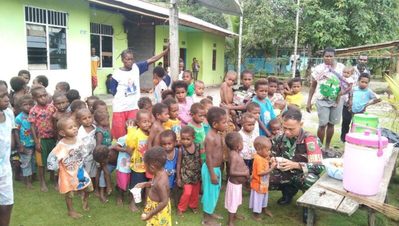 NI AD hingga saat ini terus melaksanakan langkah konkret untuk menekan angka stunting termasuk Koramil 1710-07/Mapurujaya