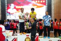 Pa Sahli Tk. III Bid. Banusia Panglima TNI Laksda TNI Rachmad Jayadi, M.Tr. (Han) mewakili Aspers Panglima TNI Marsda TNI Mohammad Syafii, S.I.P., M.M., menutup Pertandingan Bola Voli Kartini Cup XX