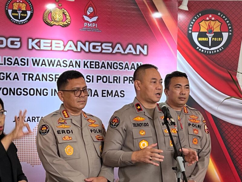 Divisi Humas Polri bersama Persatuan Mahasiswa Pecinta Tanah Air Indonesia (PMPI) menggelar dialog kebangsaan