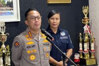 Polda Metro Jaya kembali mengungkap perkembangan kasus perampokan delapan belas jam tangan mewah senilai Rp 12,85 miliar