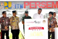 Panglima TNI Jenderal TNI Agus Subiyanto mendampingi Presiden Republik Indonesia Joko Widodo melaksanakan Kunjungan Kerja