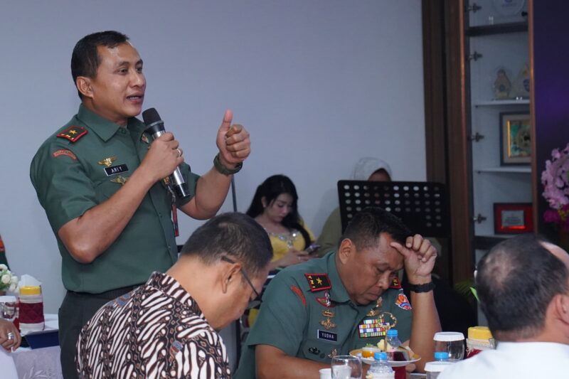 Satuan Siber Tentara Nasional Indonesia (Satsiber TNI) menggelar acara Coffee Morning guna menjalin silaturahmi antar komunitas
