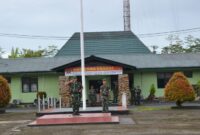 Kodim 1710/Mimika menggelar Upacara Bendera 17-an dengan Inspektur Upacara Komandan Kodim Letkol Inf Dedy Dwi Cahyadi