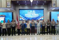 Dirlantas Polda Jatim Kombes Pol Komarudin, S.I.K., M.M. meraih penghargaan bergengsi level Asia sebagai