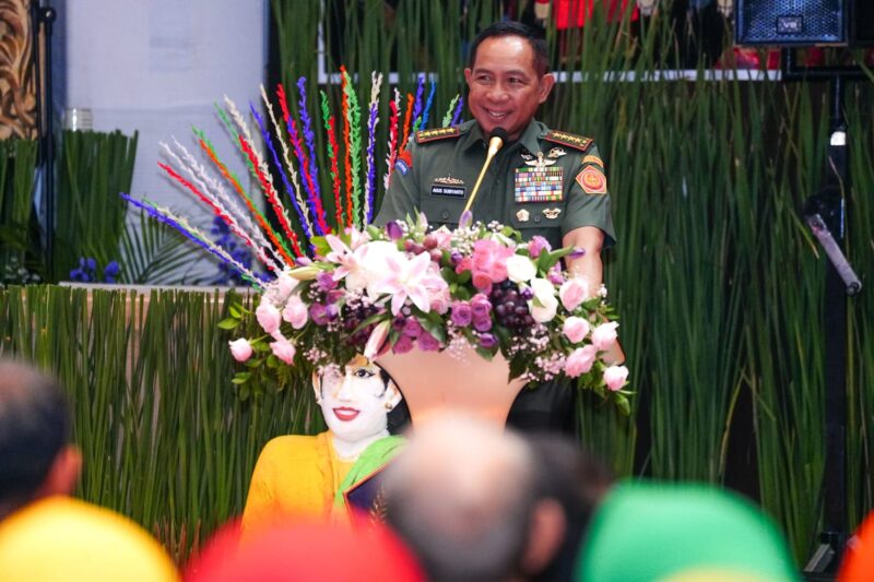 Ikatan Kesejahteraan Keluarga TNI (IKKT) Pragati Wira Anggini (PWA) menggelar acara syukuran Hari Ulang Tahun (HUT) IKKT Ke-58