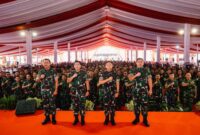 Panglima TNI Jenderal TNI Agus Subiyanto didampingi Kasad Jenderal TNI Maruli Simanjuntak, Kasal Laksamana TNI Muhammad Ali dan Kasau Marsekal TNI Mohamad Tonny Harjono