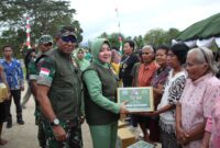 Komandan Korem 151/Binaiya, Brigjen TNI Antoninho Rangel Da Silva, S.IP., M.Han bersama Ketua Persit KCK Koorcap REM 151 PD XV/ Pattimura, Ny. Maya Antoninho mengunjungi Kodim 1513/Seram Bagian Barat