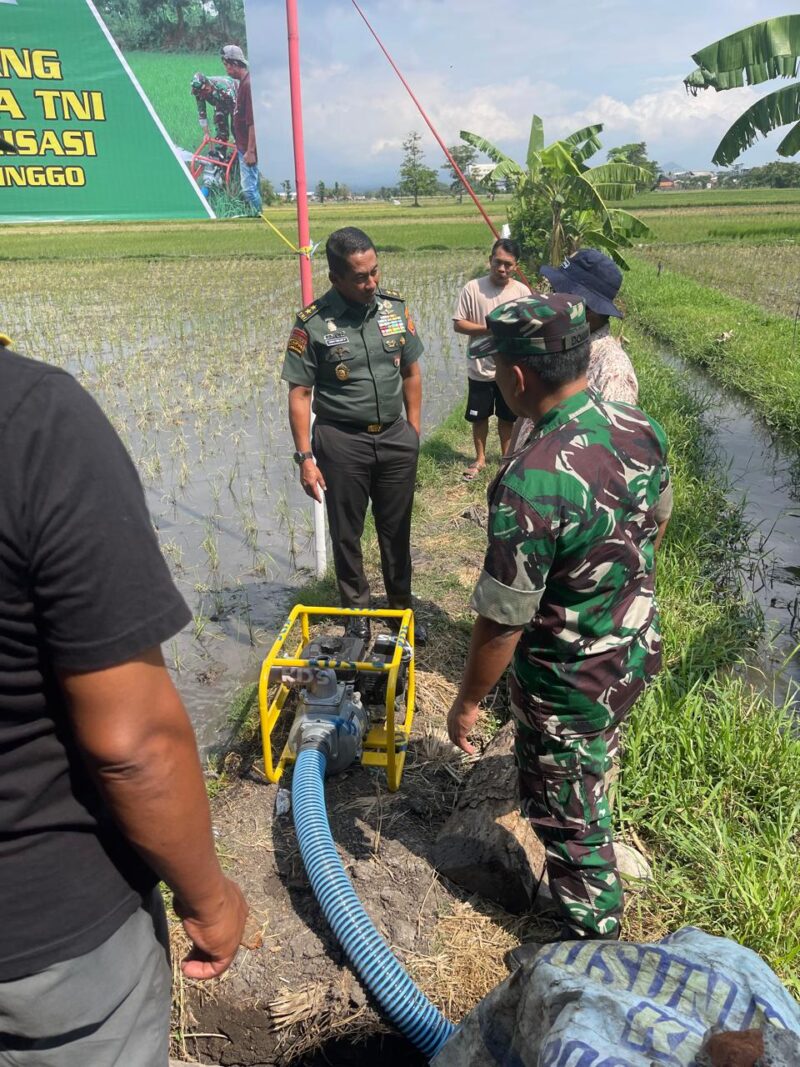 Asisten Teritorial Panglima TNI Mayjen TNI Novi Helmy Prasetya, S.IP., M.IP., selaku Ketua Tim Wasev (Pengawasan dan evaluasi) TMMD (TNI Manunggal Masuk Desa) ke-121
