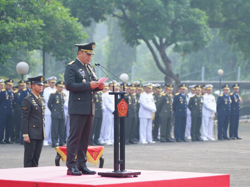 Markas Besar Tentara Nasional Indonesia (Mabes TNI) menggelar Upacara Peringatan Hari Ulang Tahun ke-79 Kemerdekaan Republik Indonesia