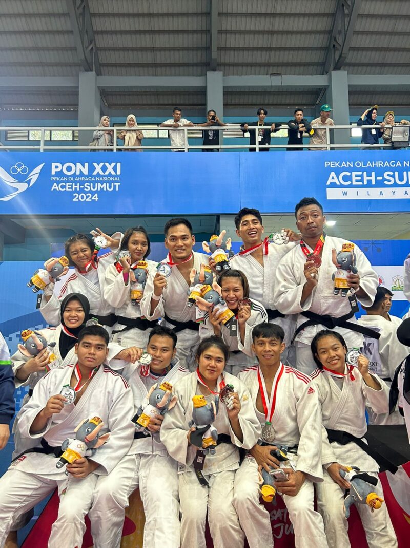 Asisten Kapolri Bidang Sumber Daya Manusia Irjen Pol Dedi Prasetyo memberikan apresiasi atas perjuangan dan hasil maksimal yang diberikan para atlet Polri