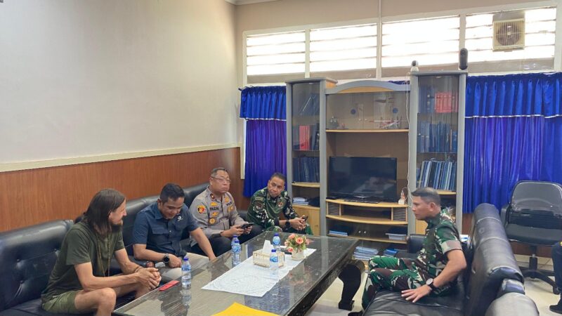 Kapuspen TNI mengkonfirmasi bahwa pilot Susi Air Philip Mark Martein dari New Zealand yang selama ini disandera oleh kelompok bersenjata Organisasi Papua Merdeka (OPM) telah berhasil dibebaskan