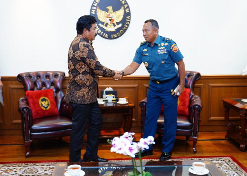 Kepala Staf Komando Gabungan Wilayah Pertahanan II Laksda TNI Rudhi Aviantara IH., S.E., M.Si., M. Tr. (Han)., CHRMP. beserta rombongan