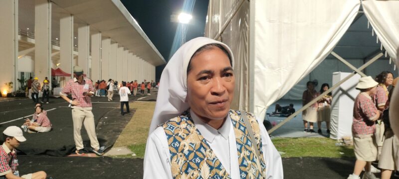 Sister Maria juga memberikan apresiasi besar kepada Polri yang telah bekerja keras memastikan keamanan acara berlangsung dengan tertib
