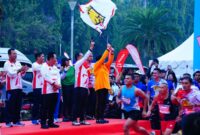 Panglima TNI Jenderal TNI Agus Subiyanto mengikuti acara Fun Bike dalam rangka memperingati Hari Ulang Tahun (HUT) Ke-79 Tentara Nasional Indonesia