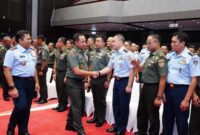 Panglima TNI Jenderal TNI Agus Subiyanto secara resmi menutup Latihan Penyusunan Rencana Kontijensi (Renkon) TNI Operasi Militer Perang (OMP)