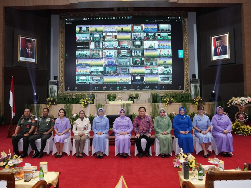 Ketua Umum Dharma Pertiwi Ny. Evi Agus Subiyanto bersama Praktisi Kesehatan Reproduksi dan Kandungan menggelar Talk Show “Bincang Sehat”