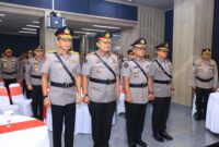 Kadiv Humas Polri Irjen. Pol. Sandi Nugroho memimpin upacara serah terima jabatan Penata Kehumasan Utama Tk II