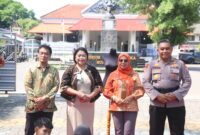 Kombes Pol Tri Suhartanto mengajak seluruh elemen masyarakat untuk melestarikan budaya batik sebagai bagian dari identitas bangsa